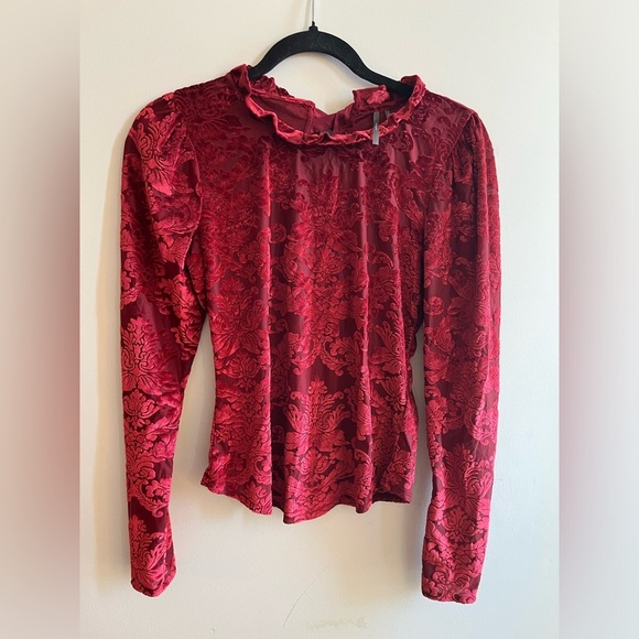 By Anthropologie Sheer Velvet Burnout Top size small - Picture 4 of 14